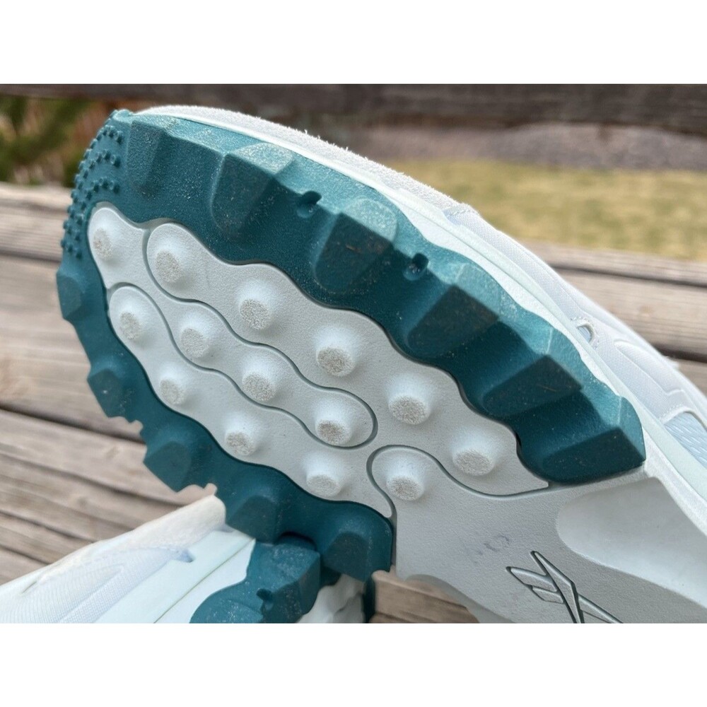 Reebok X Cardi B Classic Leather V2 Women's 6 Low Sneakers Whisper Blue - Picture 13 of 16